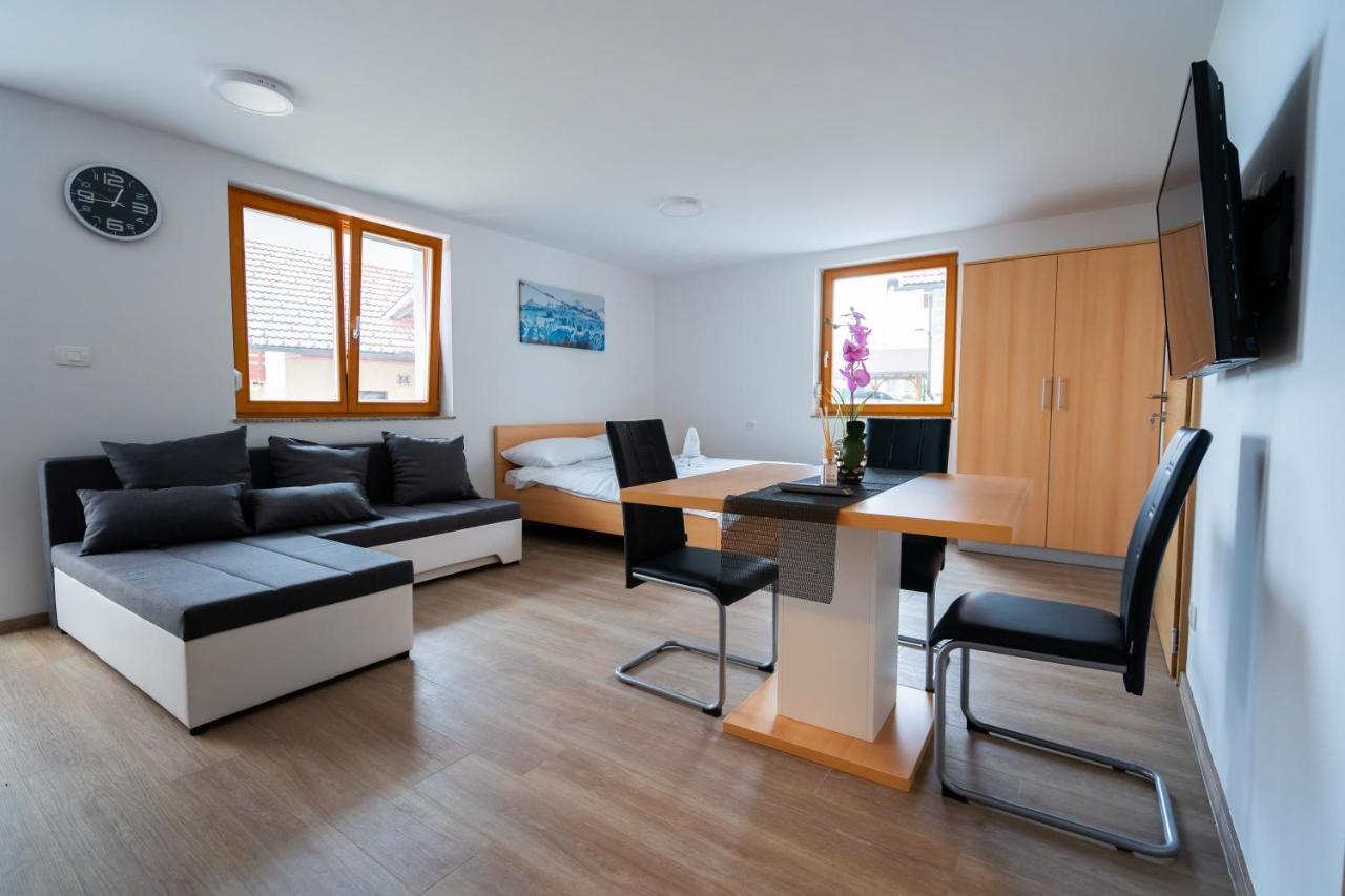 Pjagodic Apartments & Wellness 戈雷尼斯卡地区采尔克列 外观 照片