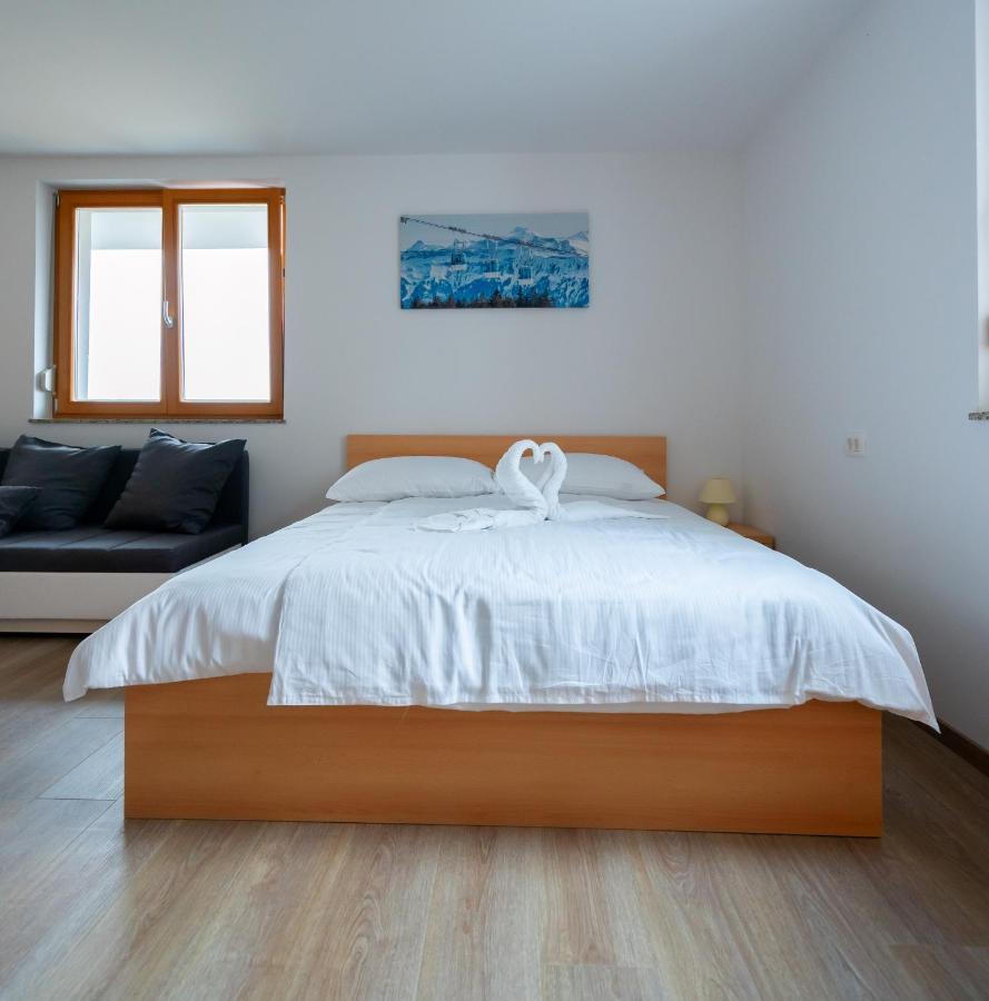Pjagodic Apartments & Wellness 戈雷尼斯卡地区采尔克列 外观 照片