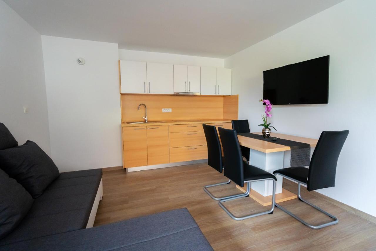 Pjagodic Apartments & Wellness 戈雷尼斯卡地区采尔克列 外观 照片